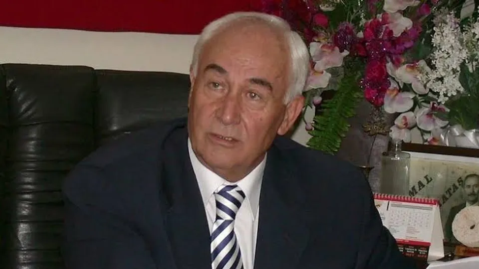 CHP İzmir Eski Başkanı Kemal Karataş, Partiye Yeniden Katıldı