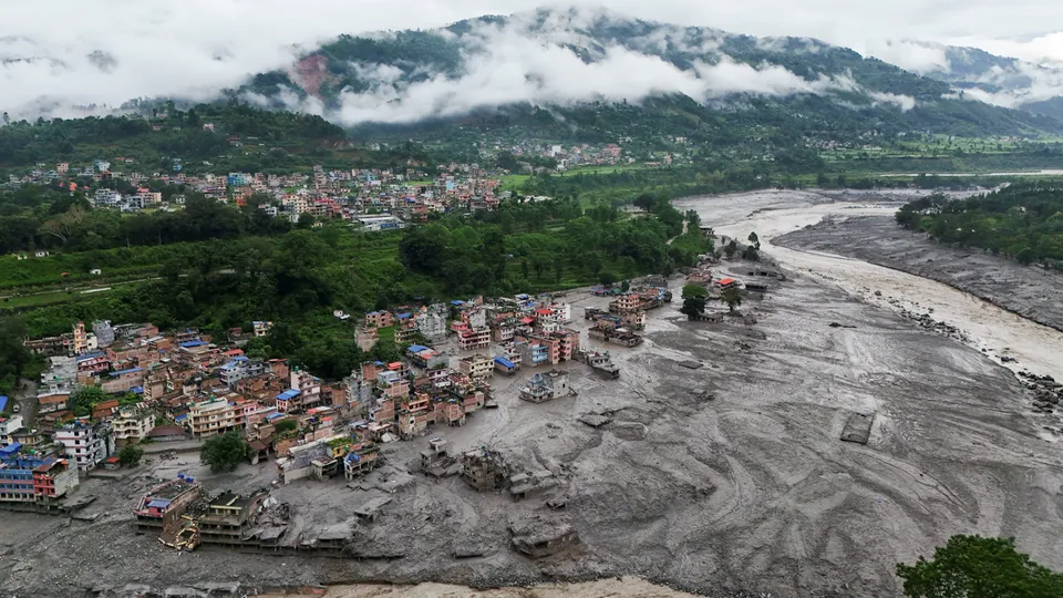 Uydu görüntüleri Nepal'deki felaketin nedenini gösterdi
