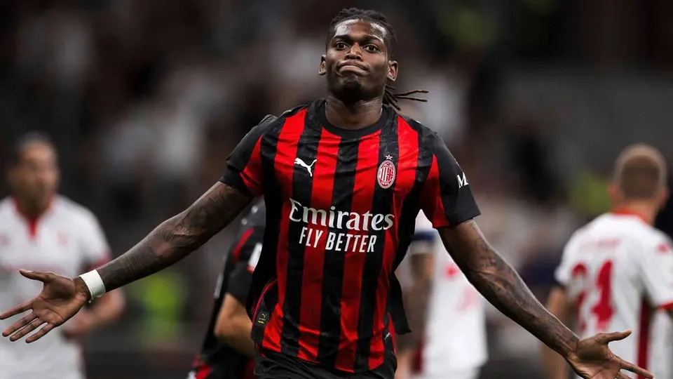 Galatasaray, Rafael Leao transferi için KAP'a bildirim yaptı
