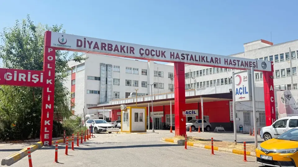 Diyarbakır'da kuduz tanısı konulan 3 yaşındaki çocuk hayatını kaybetti