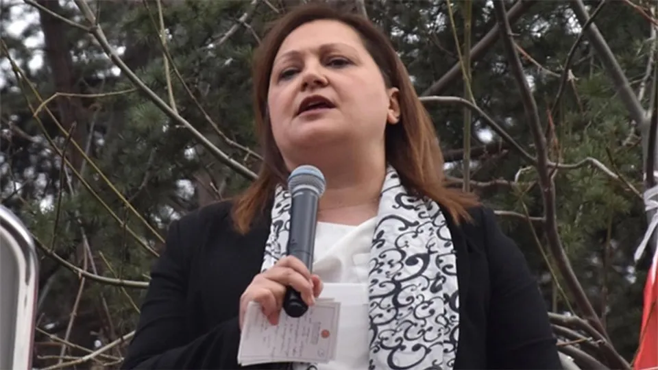 Burcu Köksal CHP'den İstifa Etti, AK Parti'ye Katılıyor!