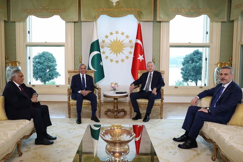 Cumhurbaşkanı Erdoğan ve Şerif Vahdettin Köşkü'nde Bir Araya Geldi