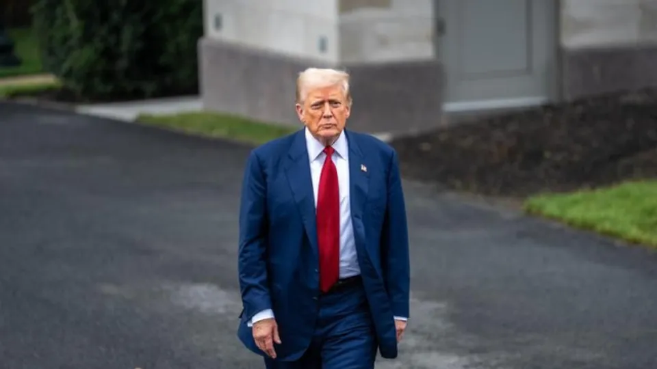 Trump'tan İran'a Yardım Eden Ülkelere Ekonomik Savaş Tehdidi