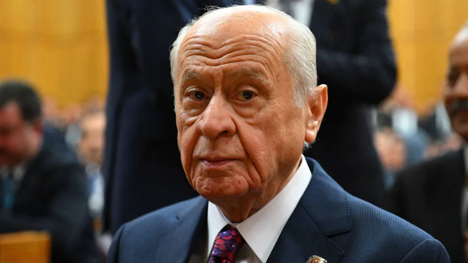 MHP Lideri Bahçeli Ahlat'ta Vatandaşlarla Buluştu