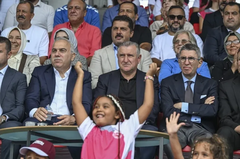"SPORUN BİRLEŞTİRİCİ VE İYİLEŞTİRİCİ GÜCÜ ORTADA"