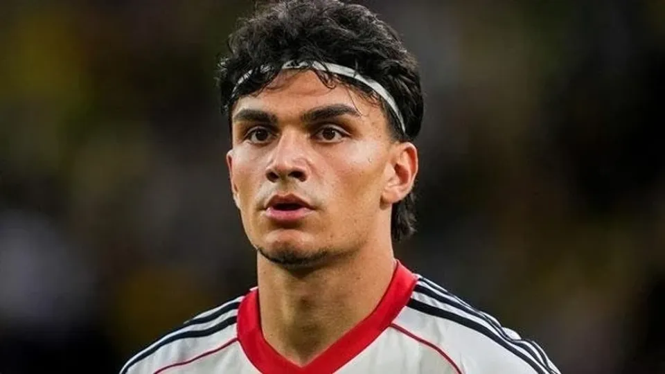 Fenerbahçe görüşmelere başladı Galatasaraya çalım, rekor transfer